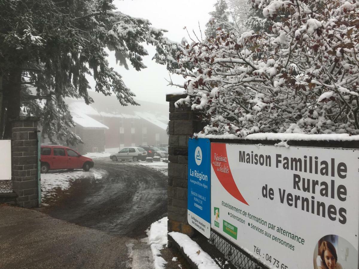 Gite Familial Et Rural Vernines Bagian luar foto